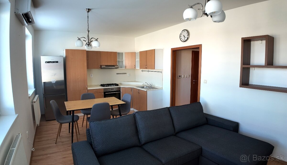 3izb byt so zariadením + vlastným parkovaním vo Vydranoch - 2