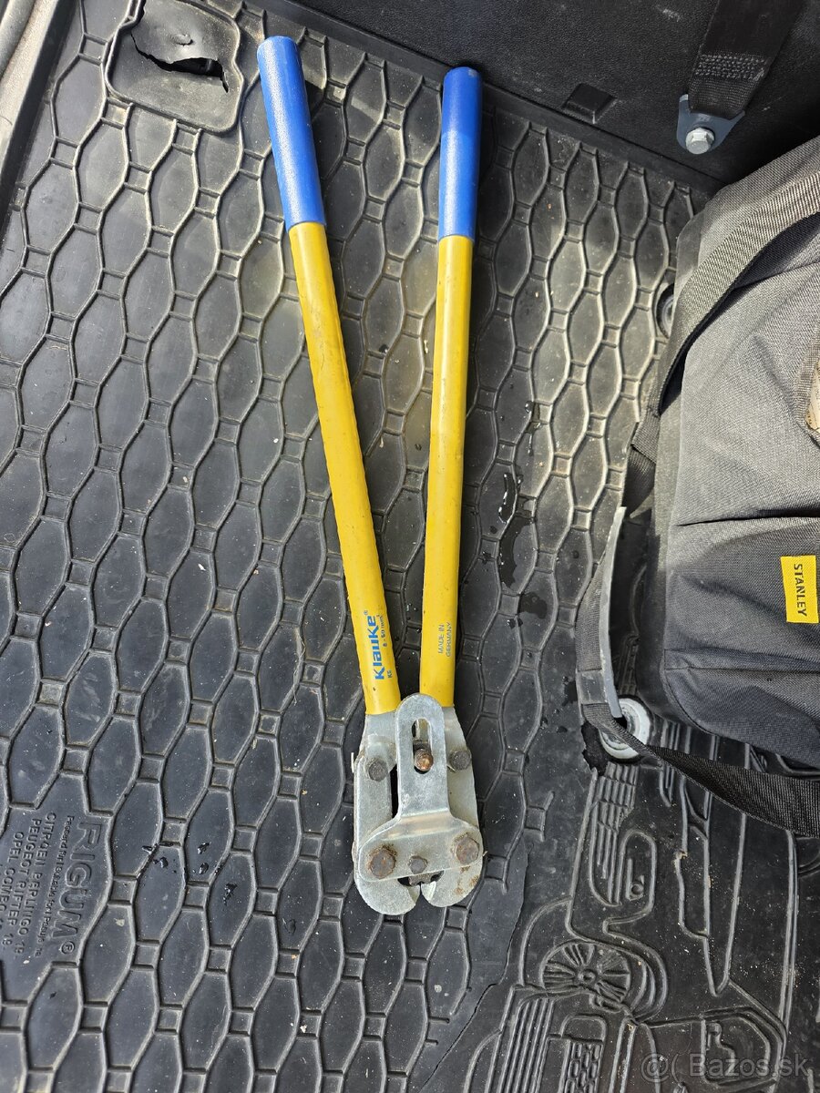 Lisovacie kliešte - 2