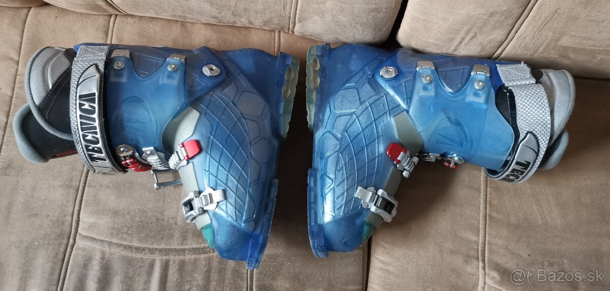 lyžiarky TECNICA Vento 8 EU 37 - 39 250 - 275mm - 2