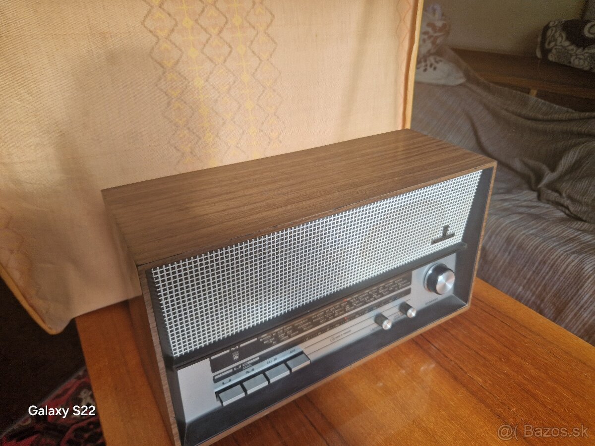 Grundig Philips 1955 drevené rádio FM - 2