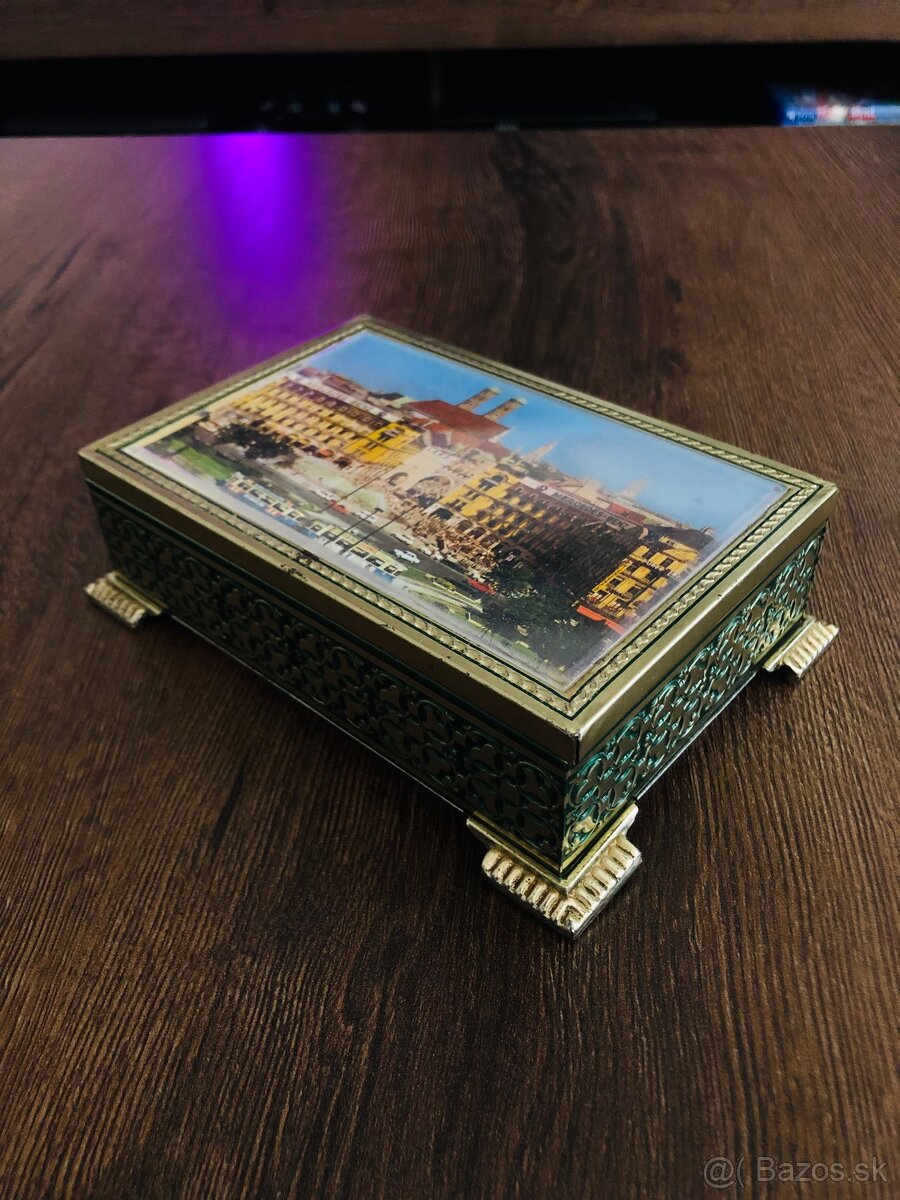 Stará plechová šperkovnica - 2