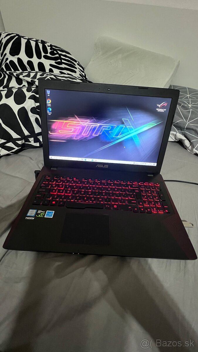 ASUS ROG FX553V - 2