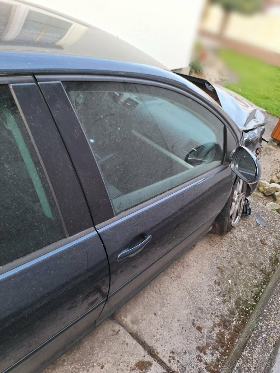 VW Golf 5 1.9 tdi - 2