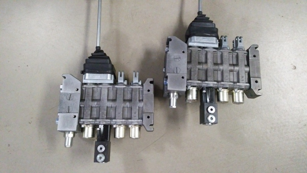 Hydraulický rozvadzač - 4 sekcie - 2