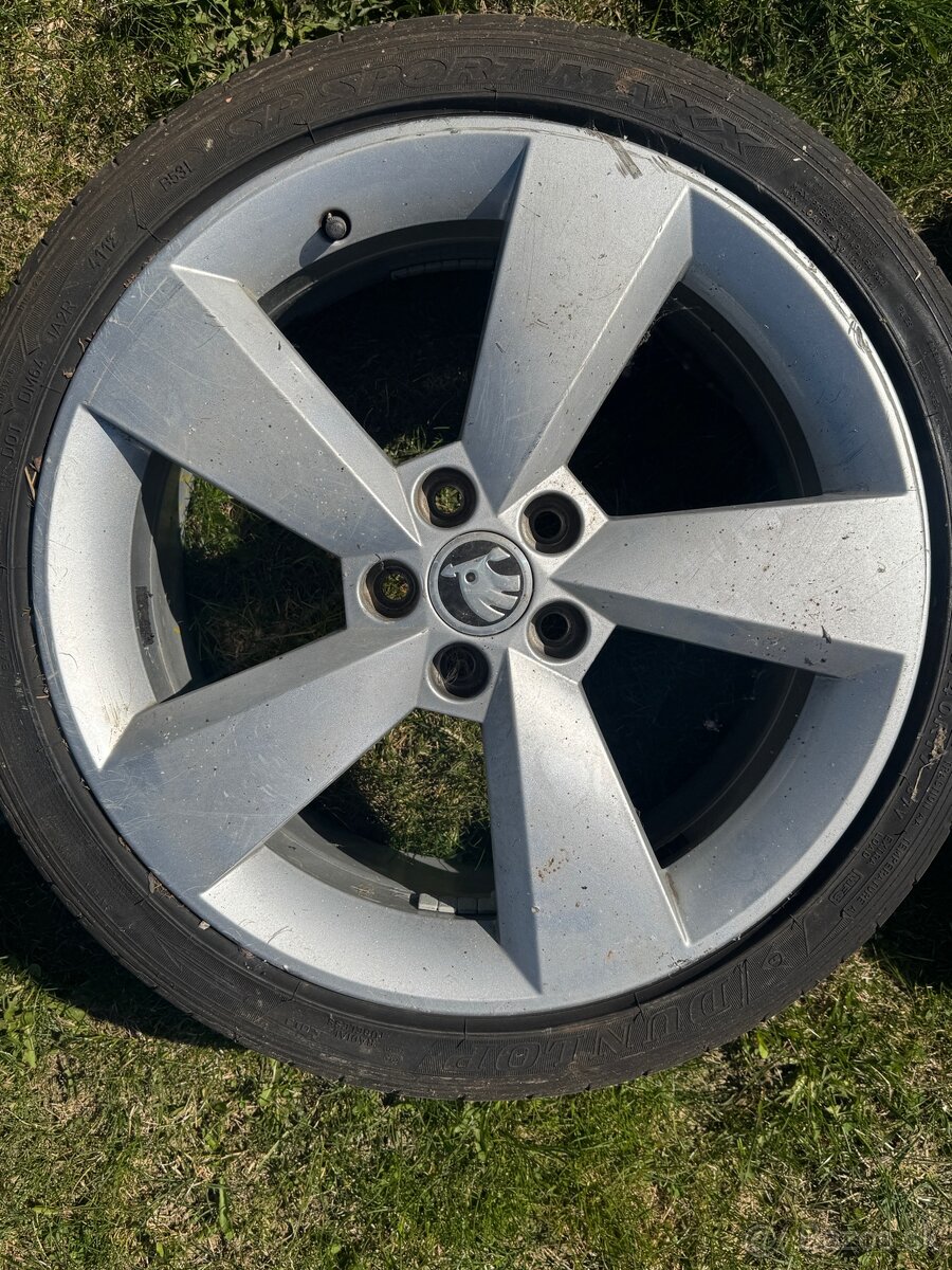 ALU 215/40R17 - 2