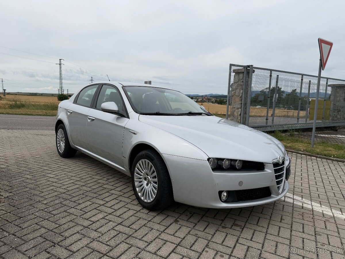 Alfa Romeo 2.2 - 2
