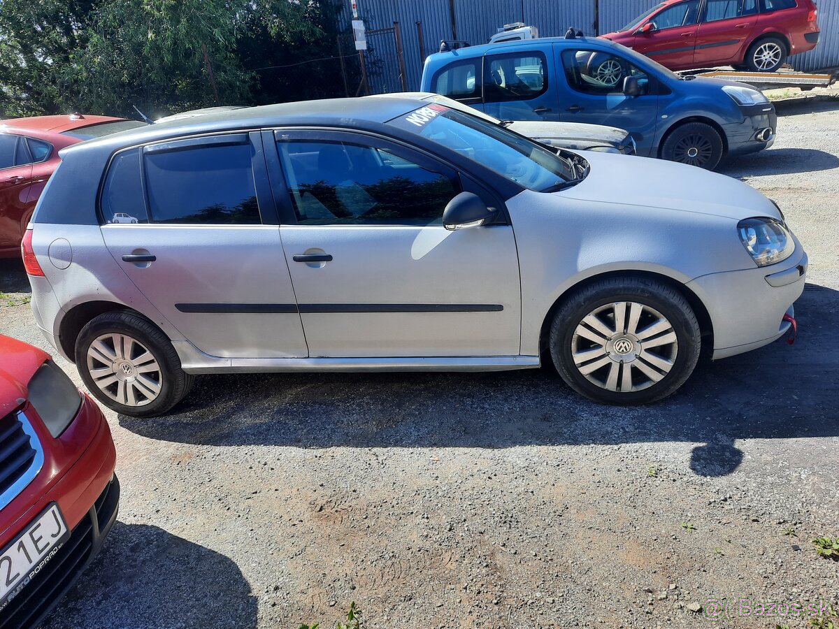 Golf 5 - 2