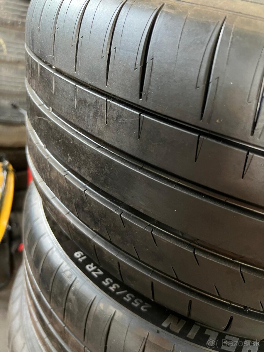 Letne pneumatiky michelin 255/35R19 - 2
