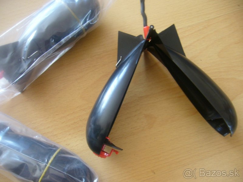 Zakrmovaci raketa Spomb - 2