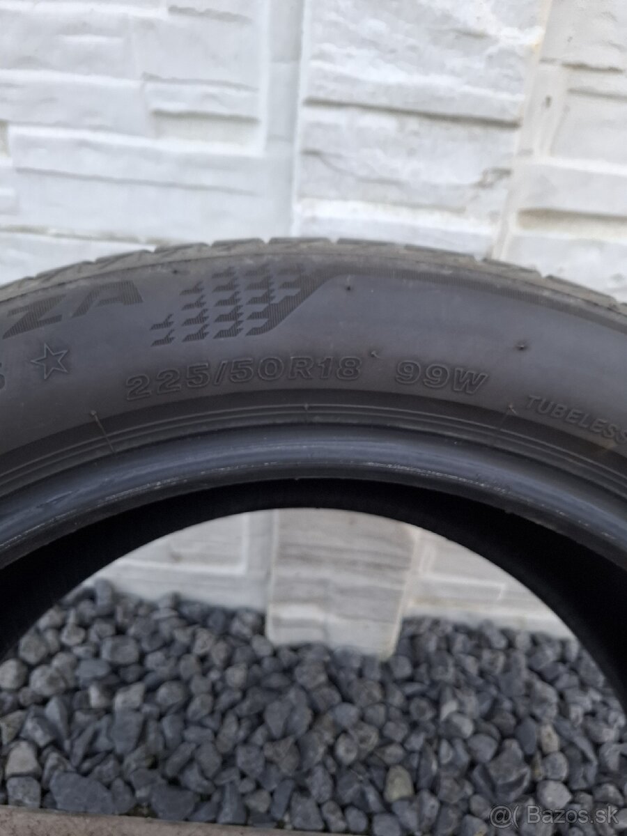 Predam letne pneu 225/50R18 - 2