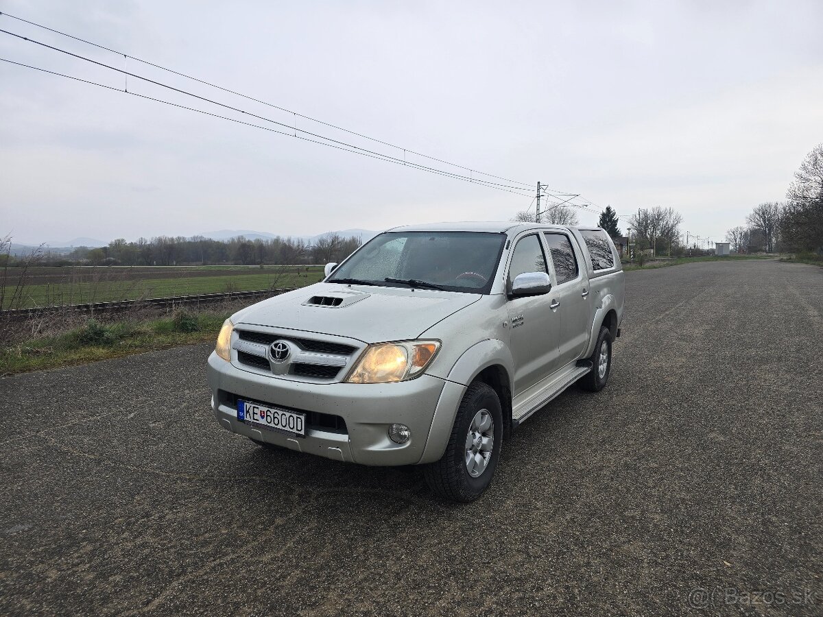 Toyota Hilux D-4D 3.0 TDI 126KW 4X4