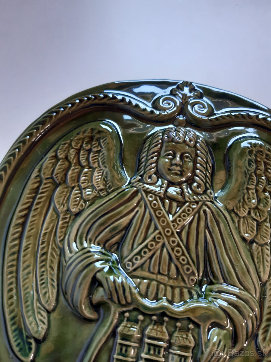 Keramický reliéf so znakom Bratislavy - 2