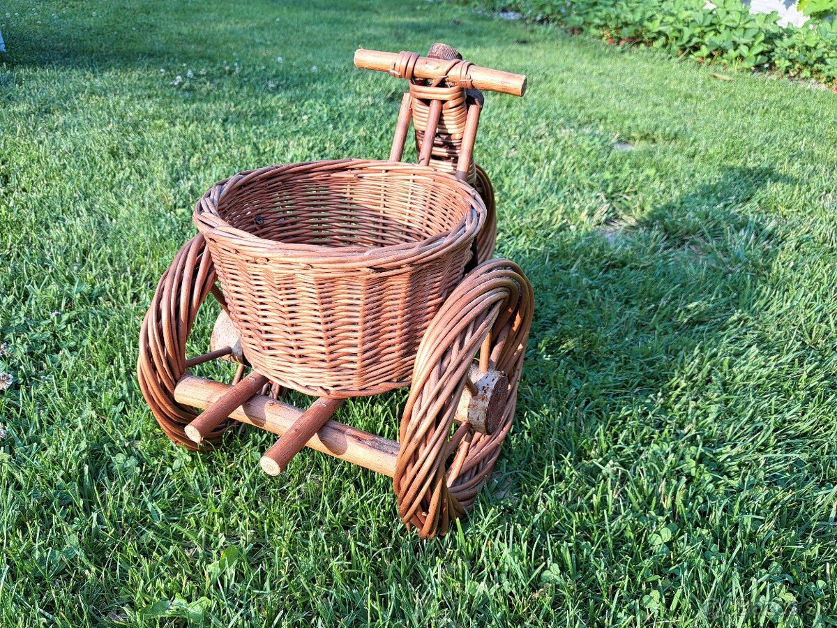 Kvetináč dekorácia - 2