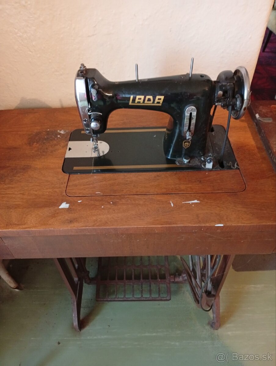 sijací stroj Lada - 2
