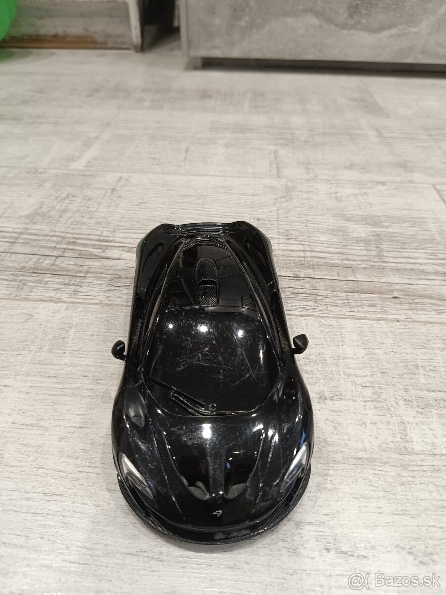 Pretekárske autíčko na výstavu - 2