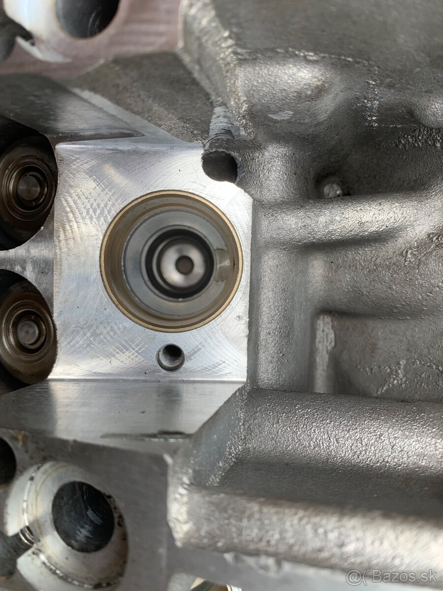 Predám zrepasovanu hlavu 1,9 ; 2,0 TDi PD do vw - 2