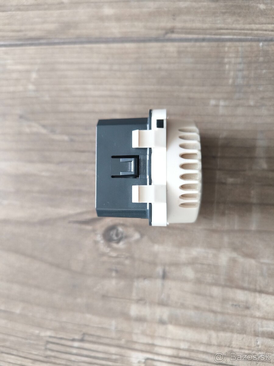 Predam termostat legrand Valena - 2