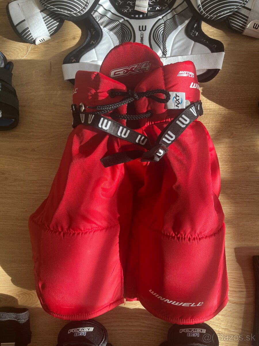 Hokejova vystroj 120-130cm - 2