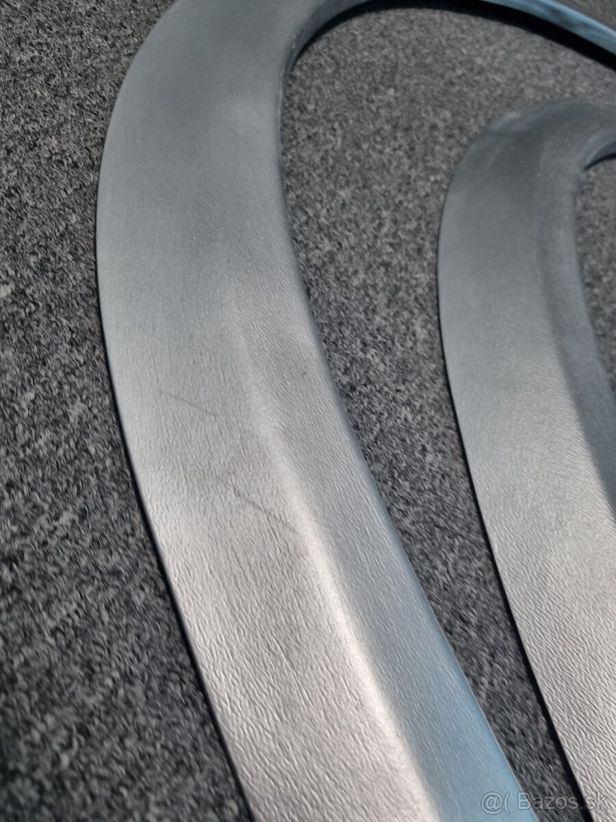 Plastové lemy blatníkov VW Golf IV 1997 - 2004 - 2