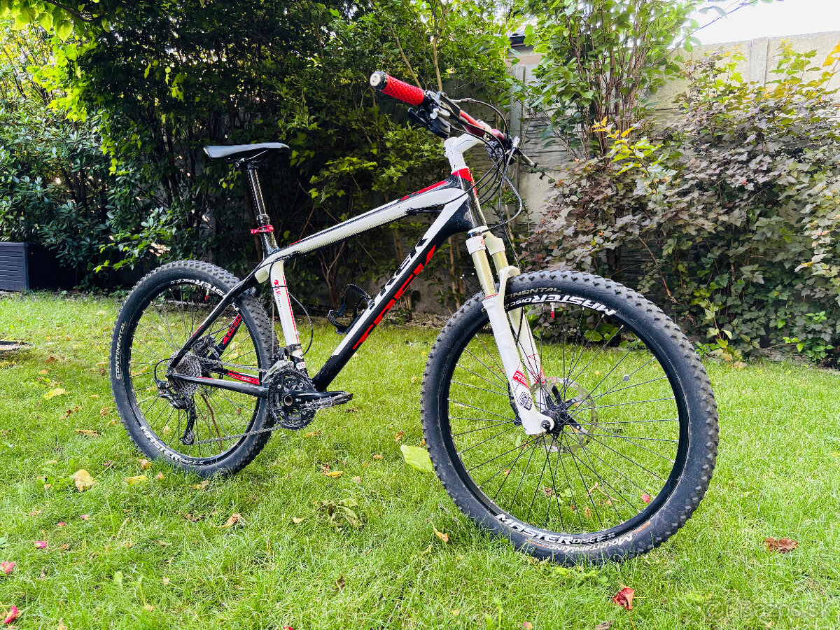 Predám karbónový Trek Elite 9.6, 26", veľkosť 19,5" - 2