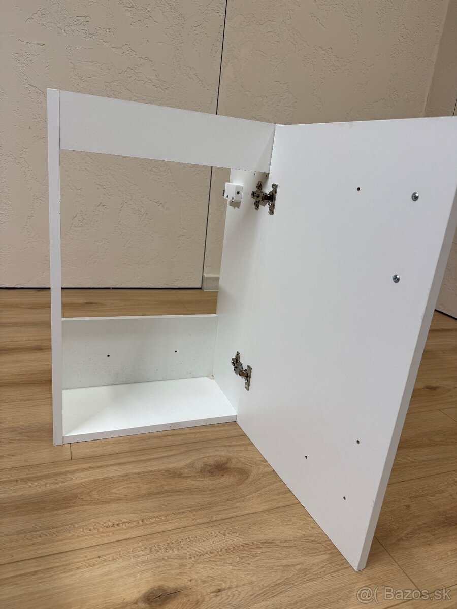 Nová skrinka pod umývadlo - 2