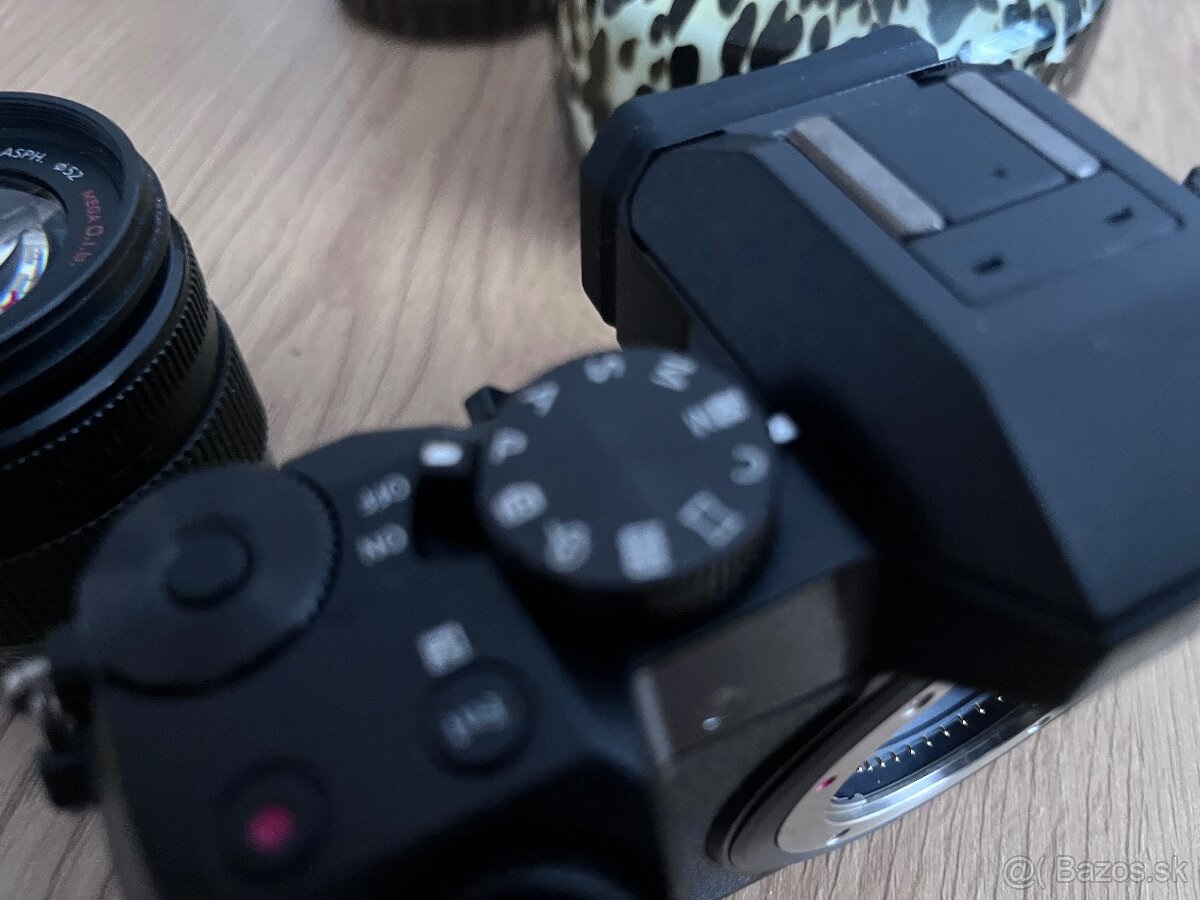 Panasonic Lumix G7 telo - 2