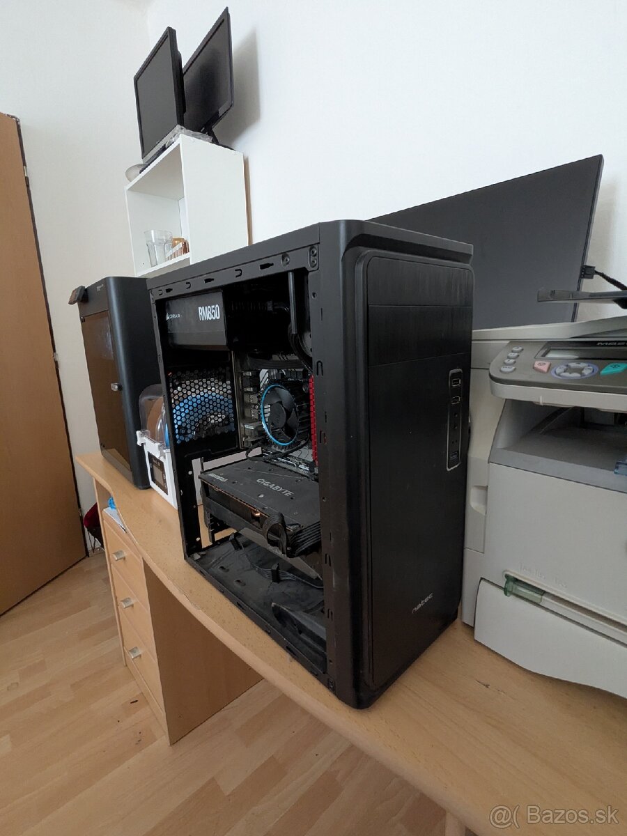 Predám výkonný herný / pracovný počítač - 2