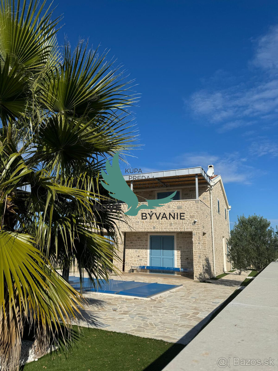 Chorvátsko EXKLUZÍVNE KAMENNÝ DOM S BAZÉNOM LEN 300M OD MOR - 2