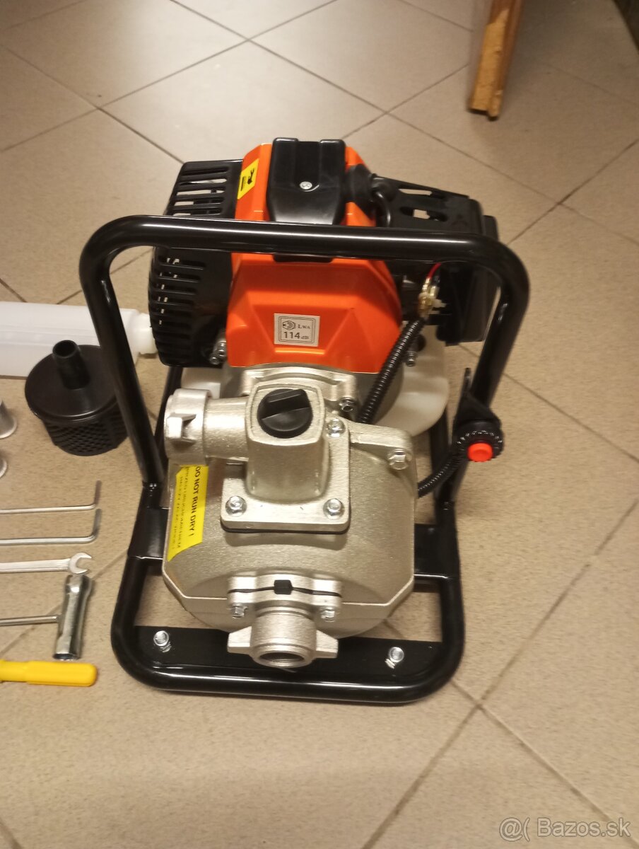 Samonasávacie benzínové čerpadlo -nové - 2