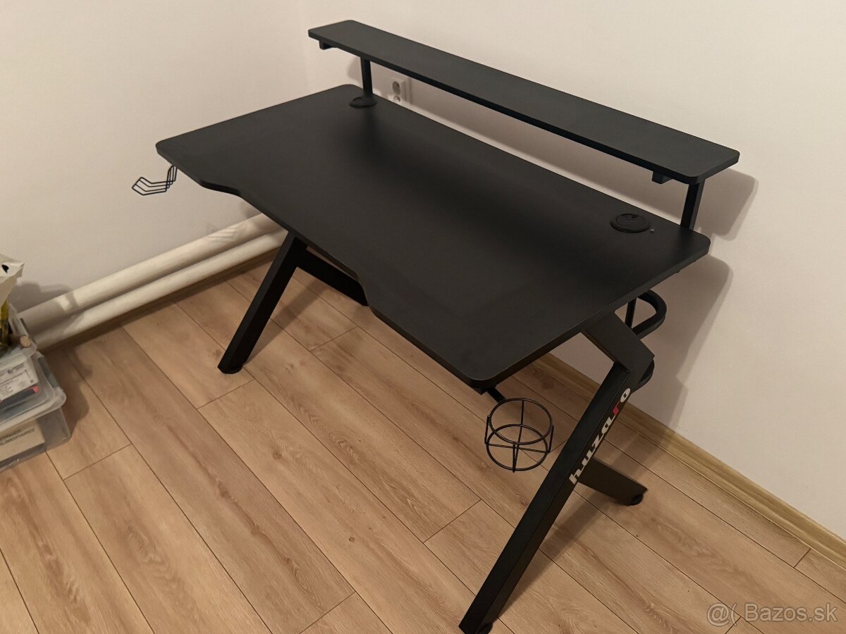 Herný PC stôl - 2