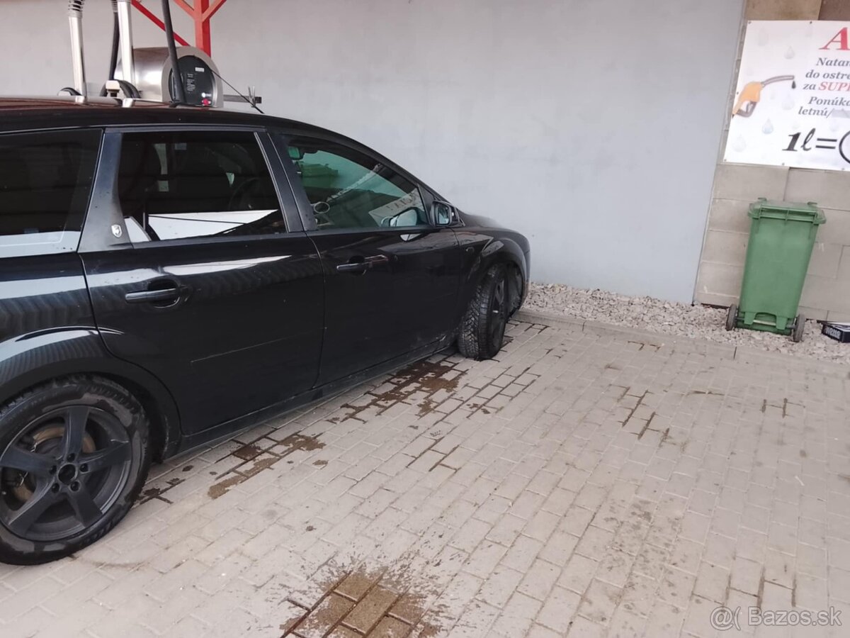 Ford Focus 2.0 100 kw - 2