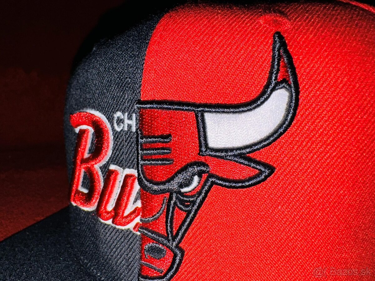 Mitchell & Ness Snapback Bulls - 2