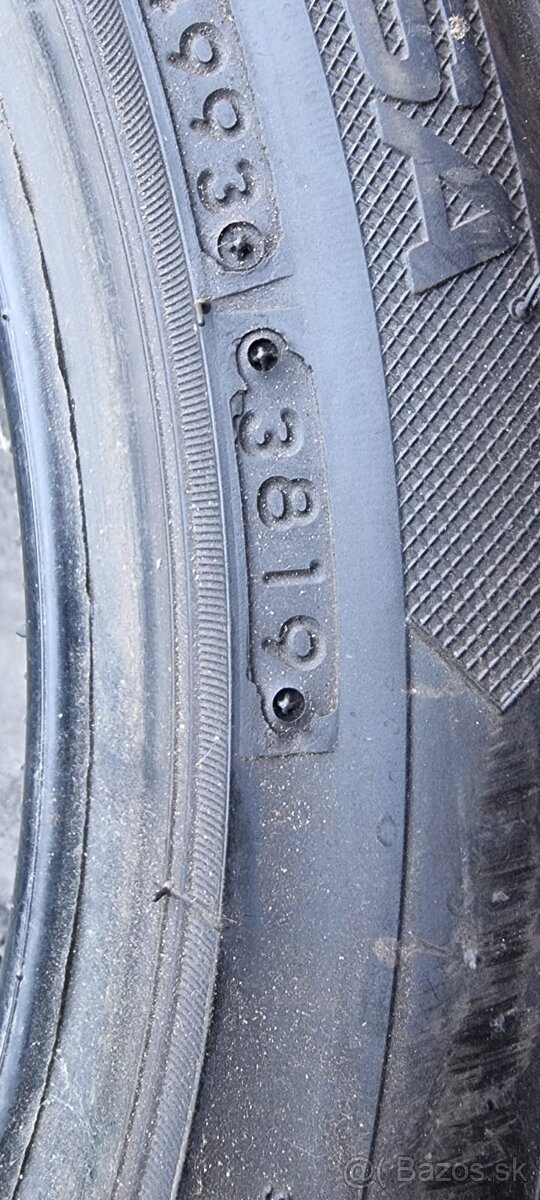 Zimne pneumatiky lassa 215/50R17 - 2