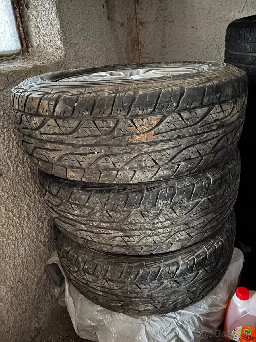 Mitsubishi Pajero - 2