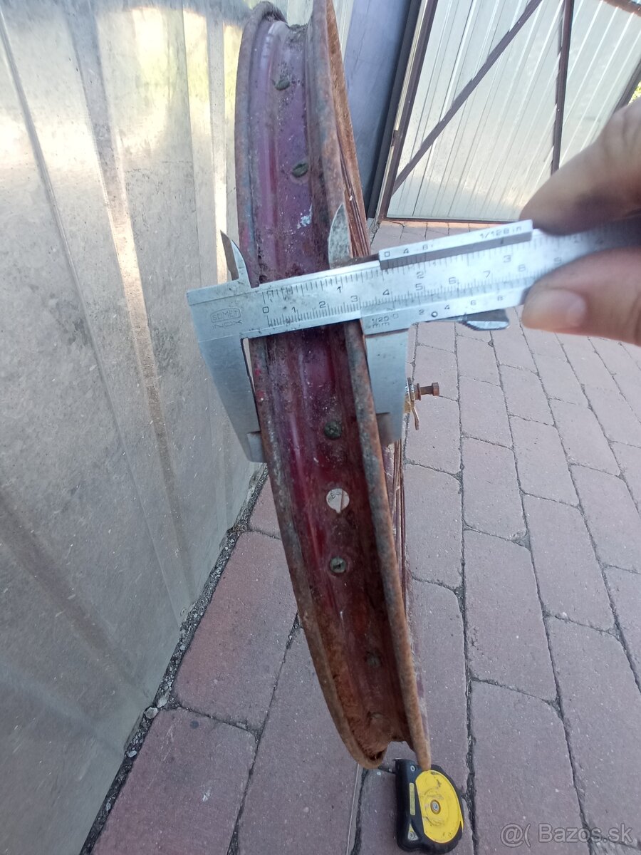 Predám koleso na bicykel. - 2