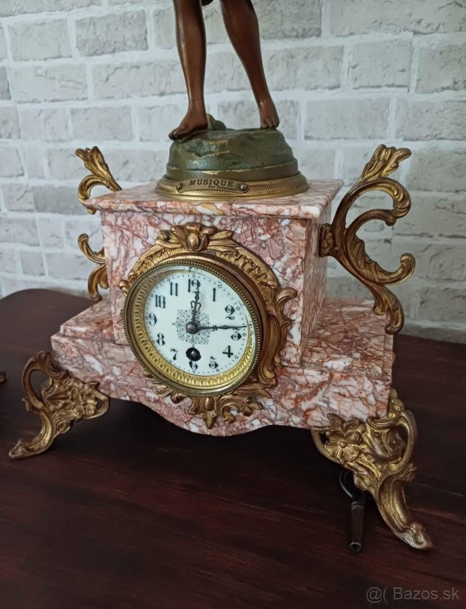 Staroẓ̌itné hodiny - 2