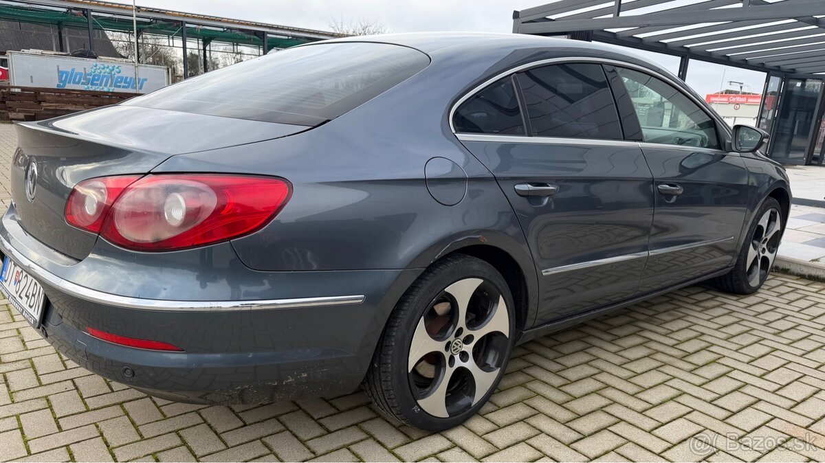 Volkswagen Passat CC - 2