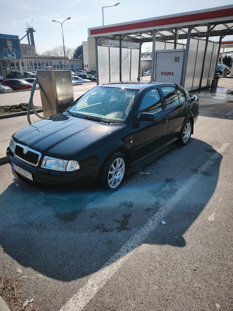 Škoda Octavia 1.8T - 2