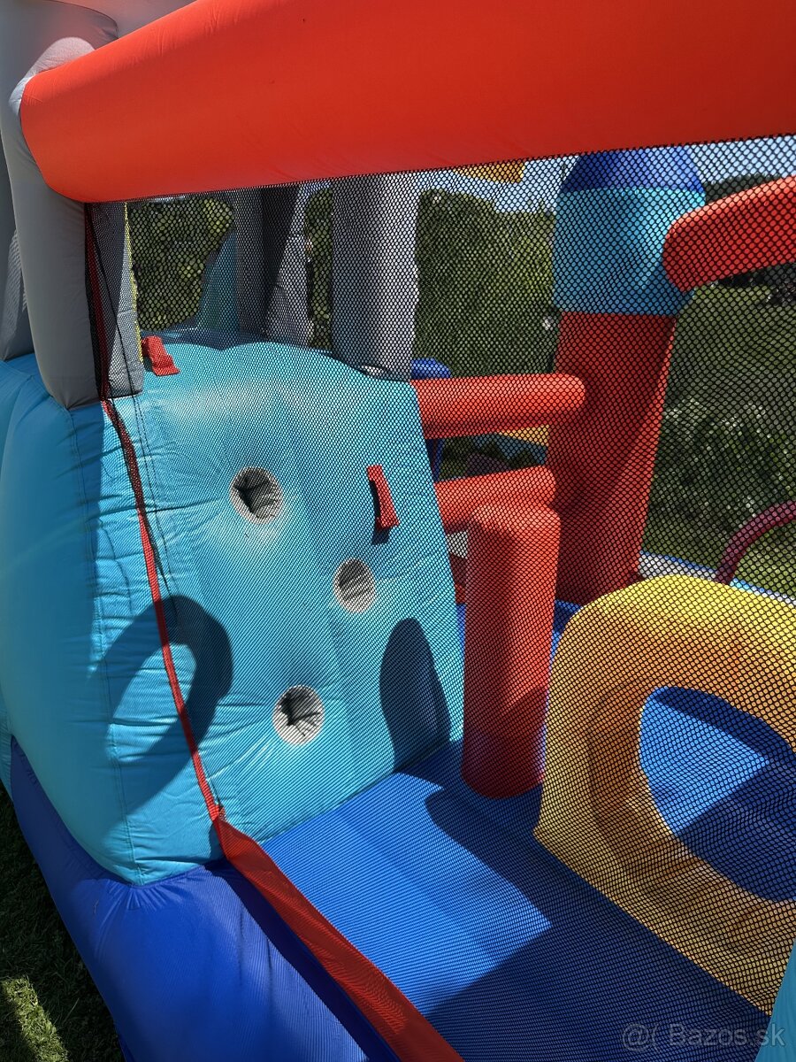 Skákací hrad na prenájom - 2