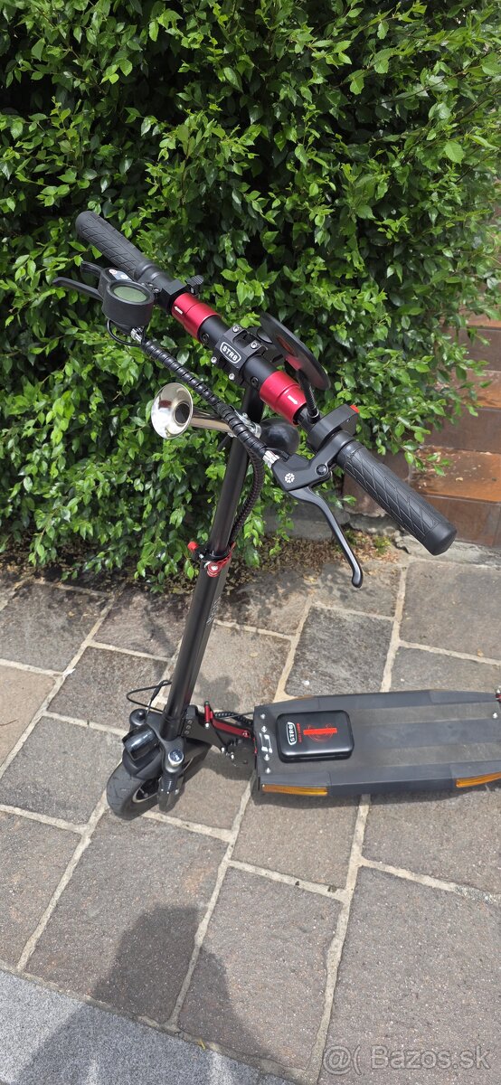 City Boss GV5L - 2