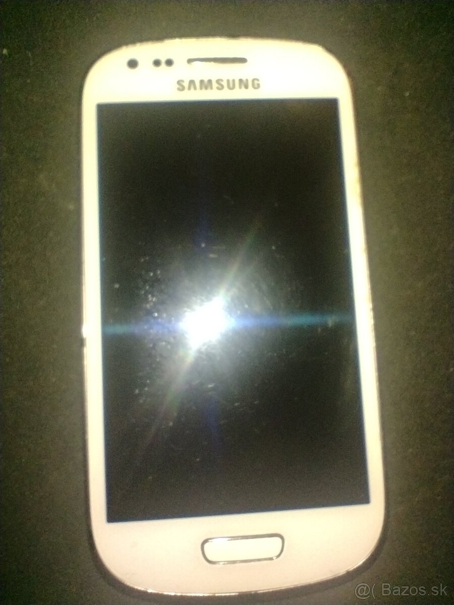 SAMSUNG GALAXY S-III mini - 2