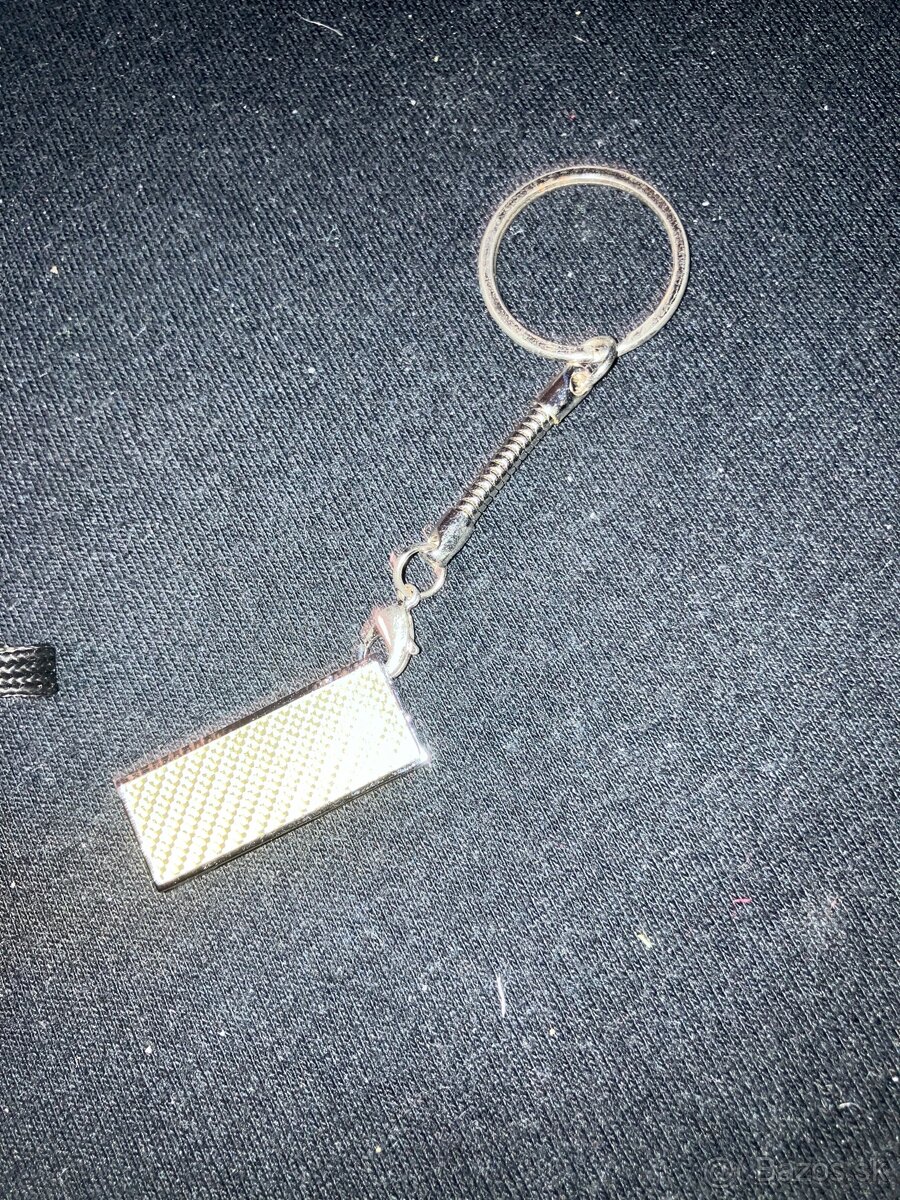 Elegantný USB kľúč 4GB - 2