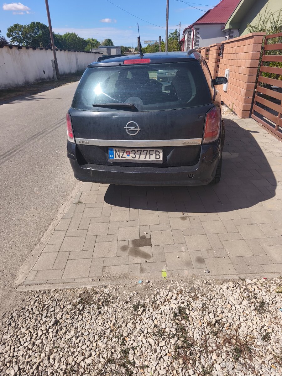 Opel Astra - 2