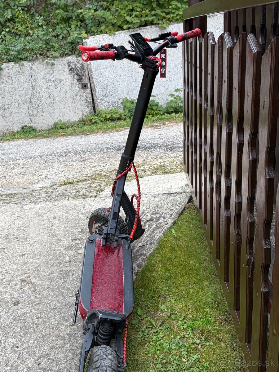 Kolobežka JOYOR T10 - 2