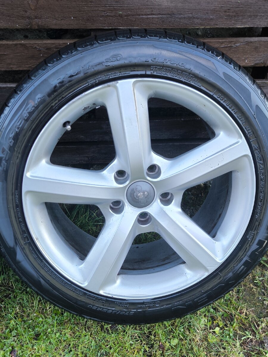 Audi R20 4L0601025H - 2