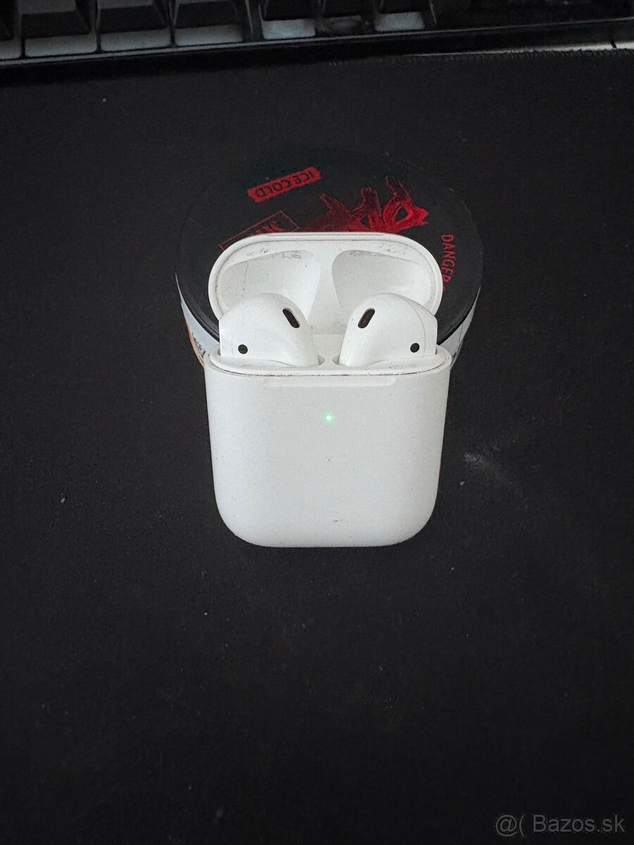 Airpods 1 - 2