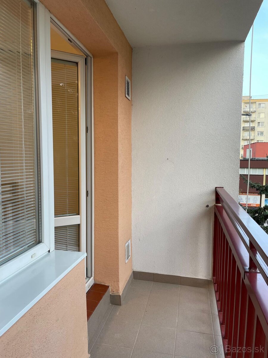 Na prenájom: 1-izbový byt po kompletnej rekonštrukcii – PB - 2