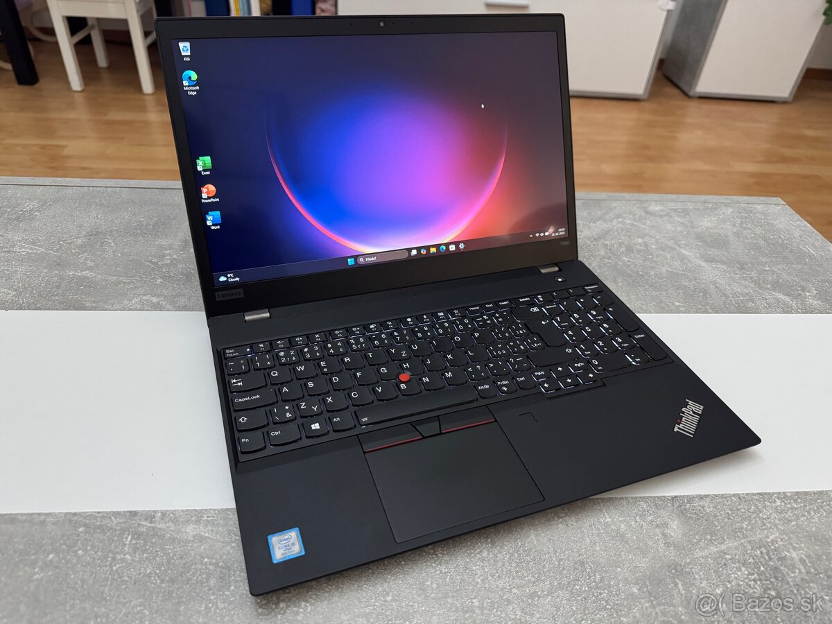 Dotykový Lenovo ThinkPad T590 i5 | 16 GB | 1 TB SSD | FHD - 2