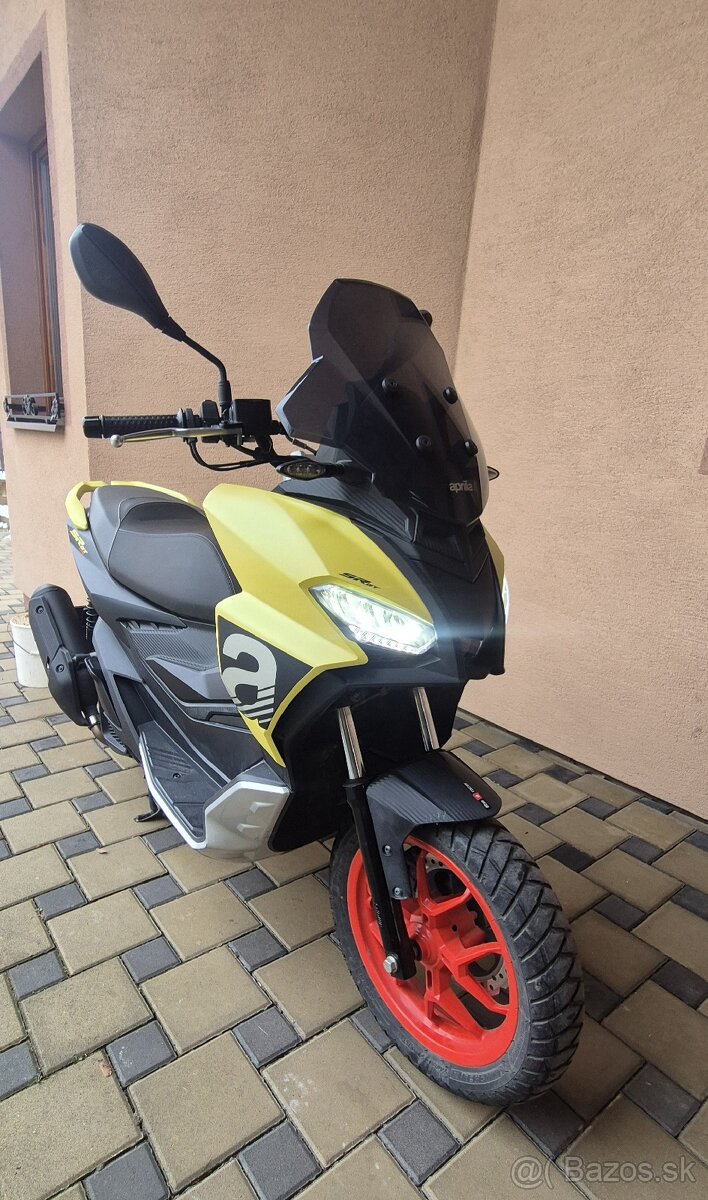Aprilia SR GT 125 - 2