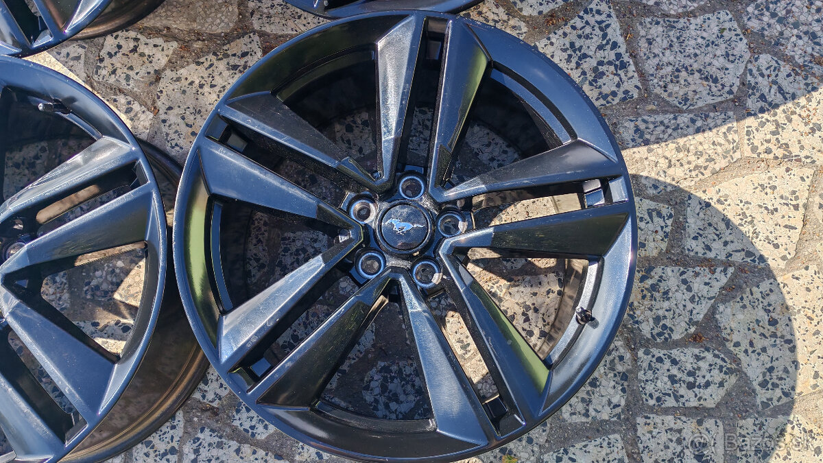 5x114,3 R19 --- FORD MUSTANG - 2